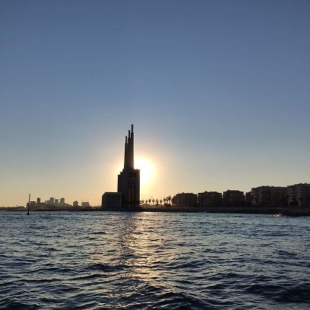 Hospedaje Dado De Baja Badalona Buitenkant foto