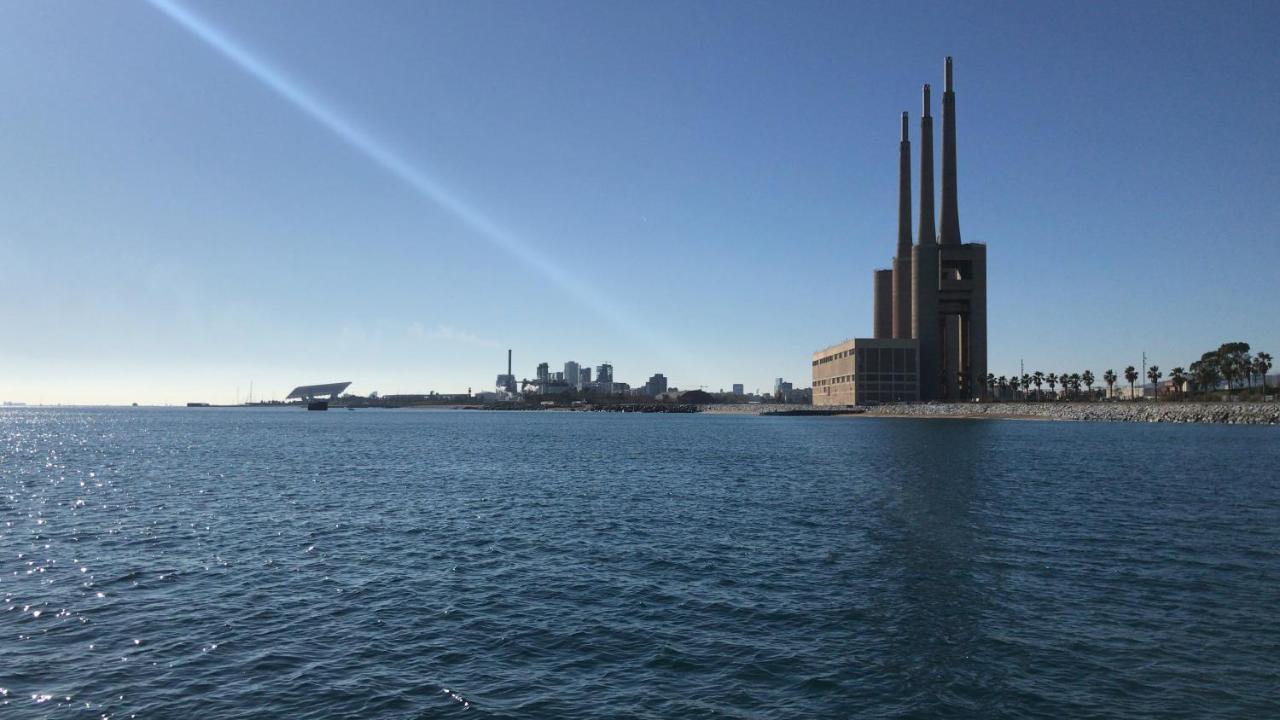 Hospedaje Dado De Baja Badalona Buitenkant foto
