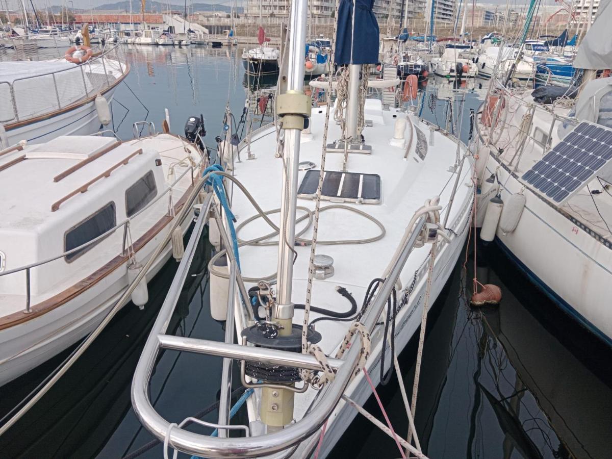 Hospedaje Dado De Baja Badalona Buitenkant foto